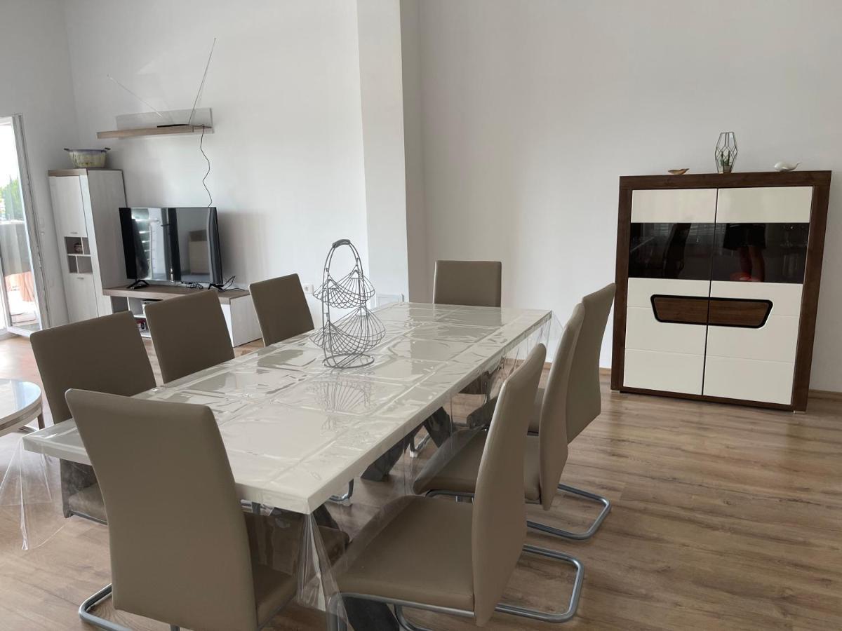 Apartmaji Meduza 2 Изола Екстериор снимка