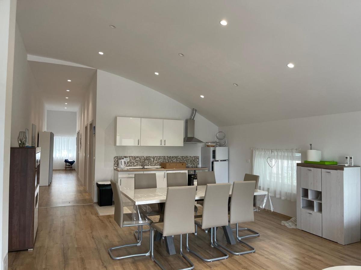 Apartmaji Meduza 2 Изола Екстериор снимка