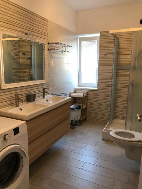 Apartmaji Meduza 2 Apartment Изола Екстериор снимка