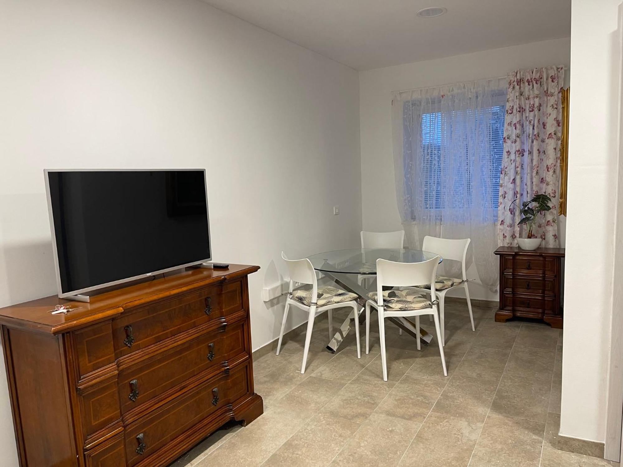 Apartmaji Meduza 2 Apartment Изола Екстериор снимка